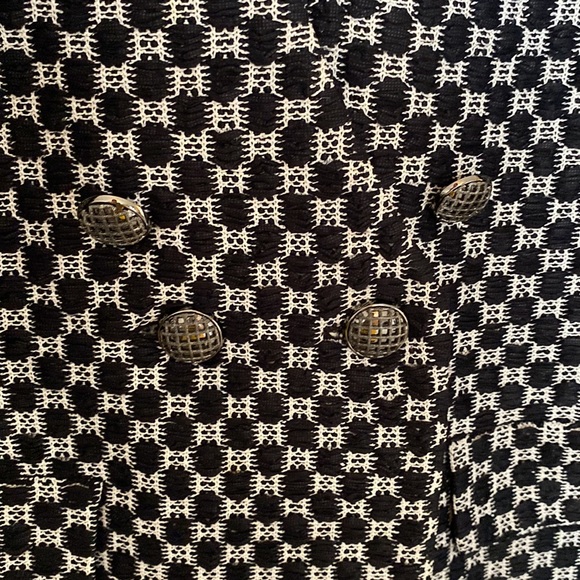 ST. JOHN Blazer - Picture 2 of 5